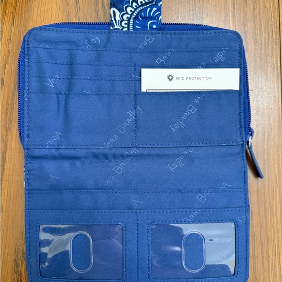 Vera Bradley Blue and White Floral Wallet - Picture 3 of 4